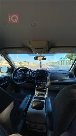 دودج كارافان